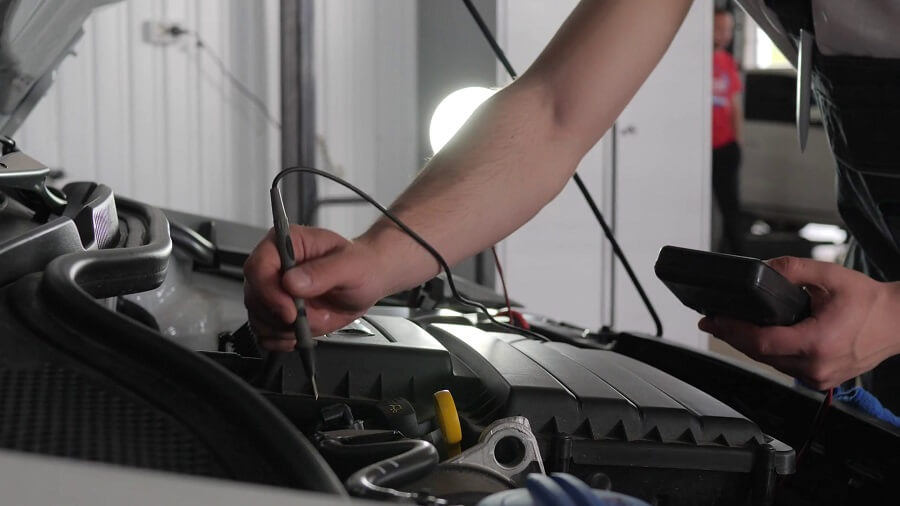 Basic Reasons to Look for the Professional Mechanic for Auto Repair Services