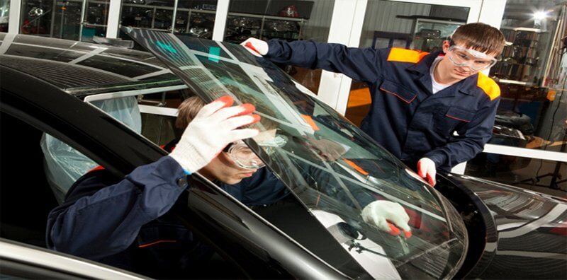 Things to Consider in Car’s Auto Glass Replacement