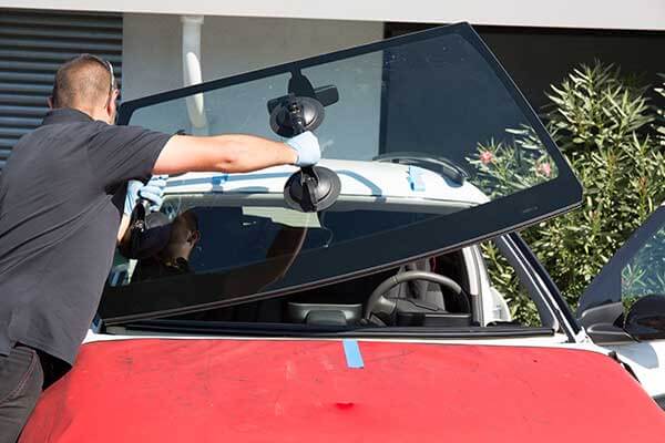 Different Auto Glass Repair Services for Varying Needs