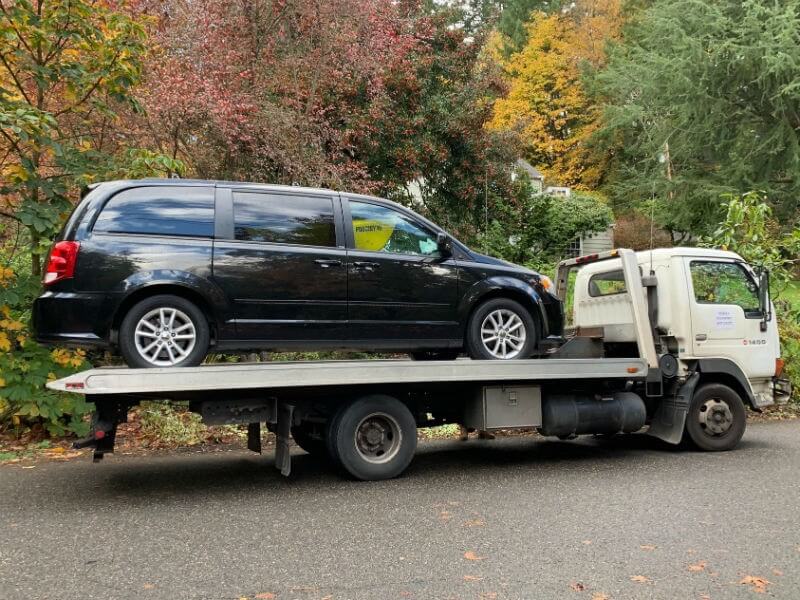 Things to look for when hiring auto transport services